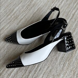Like New Michael Kors Michael MILA Slingback Studded Black & White Pump US 9